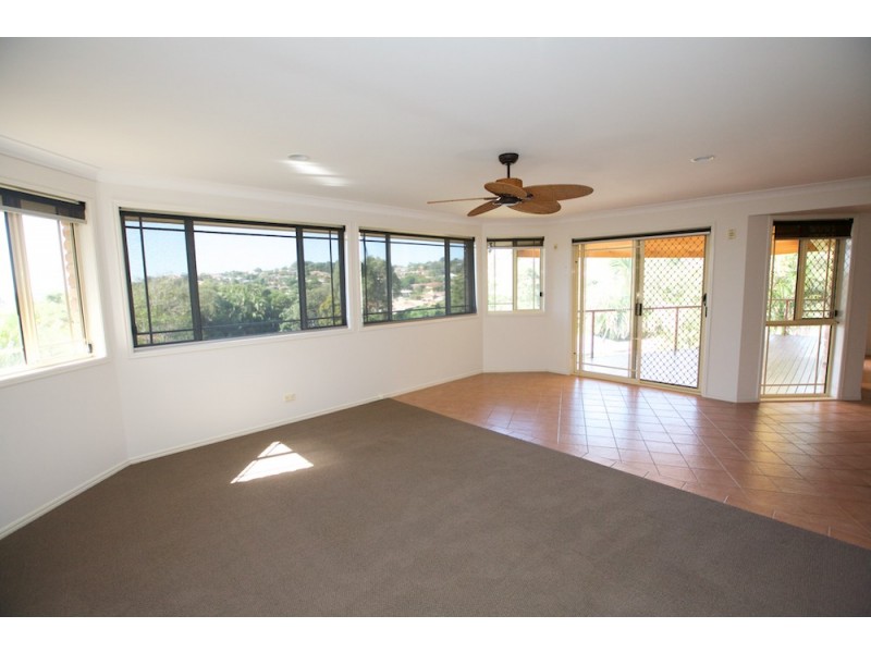 43 Tralee Drive, Banora Point NSW 2486