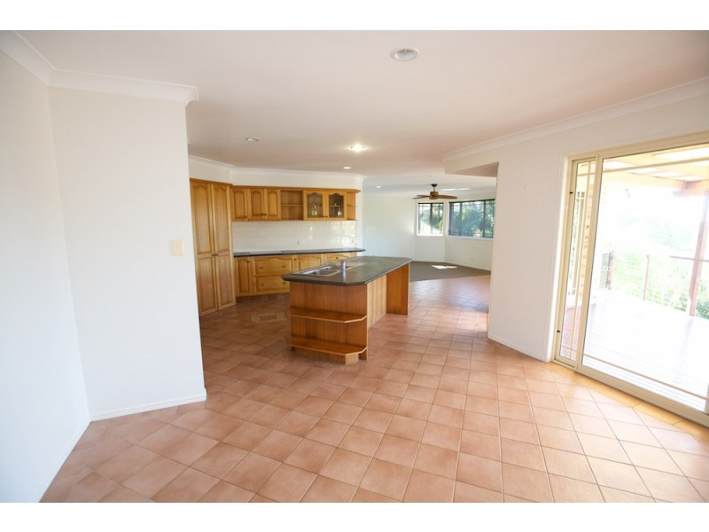 43 Tralee Drive, Banora Point NSW 2486