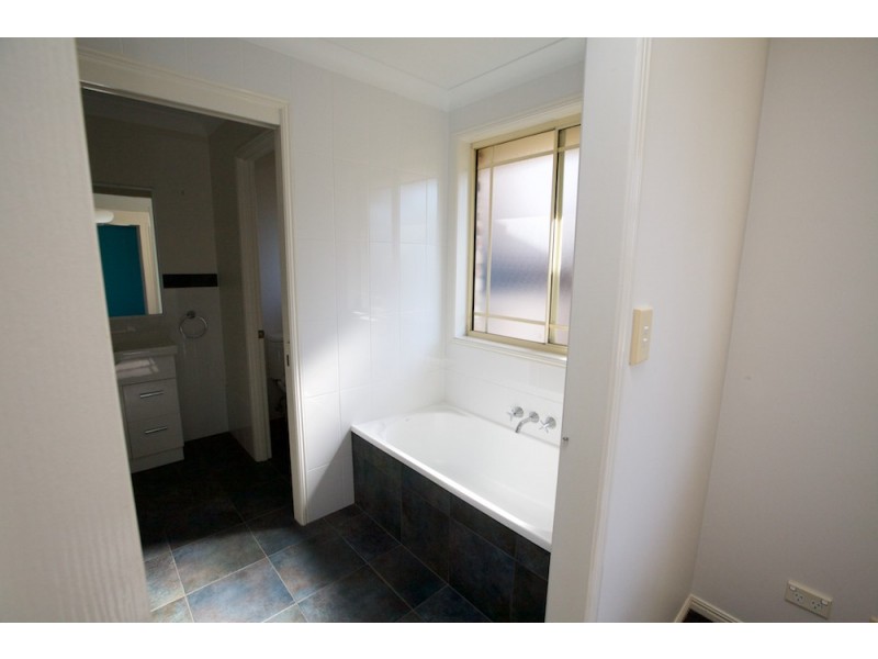 43 Tralee Drive, Banora Point NSW 2486