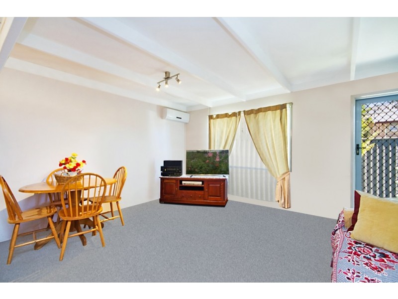 3/68 Stapylton Street, Coolangatta QLD 4225