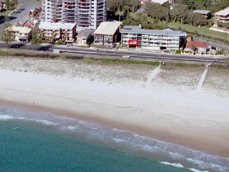 2/4 Musgrave Street, Kirra QLD 4225