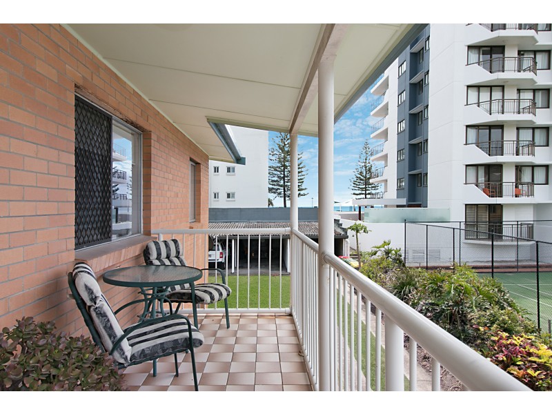 3/41 Eden Ave, Coolangatta QLD 4225