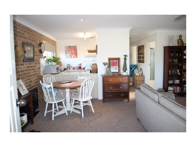 2/27 Cabarita Avenue, Tugun QLD 4224