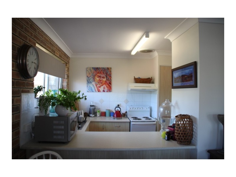 2/27 Cabarita Avenue, Tugun QLD 4224