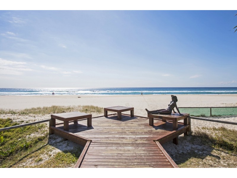 4F/828 Pacific Parade – The Rocks Resort, Currumbin QLD 4223