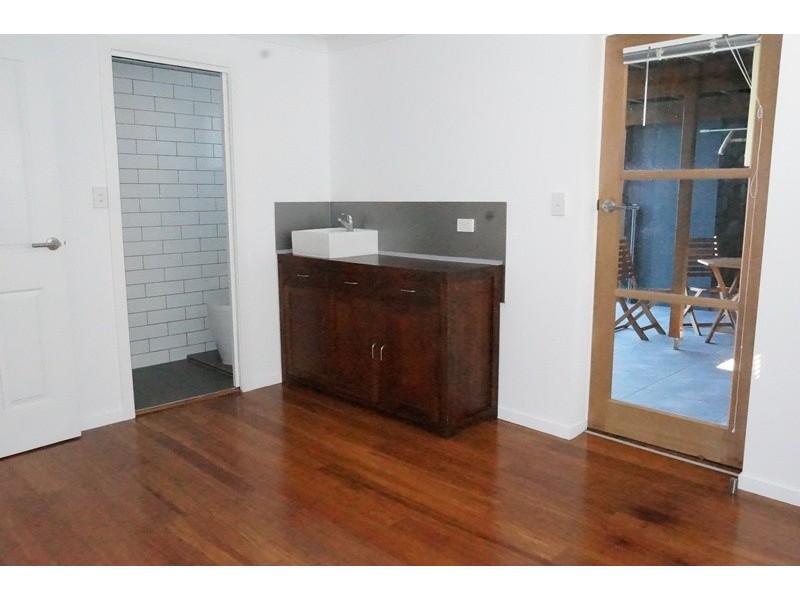 8 Cocararra Street, Tugun QLD 4224