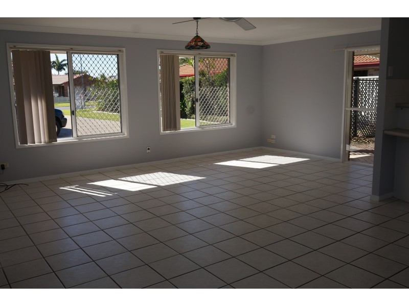 2/27 Kiata Parade, Tweed Heads NSW 2485