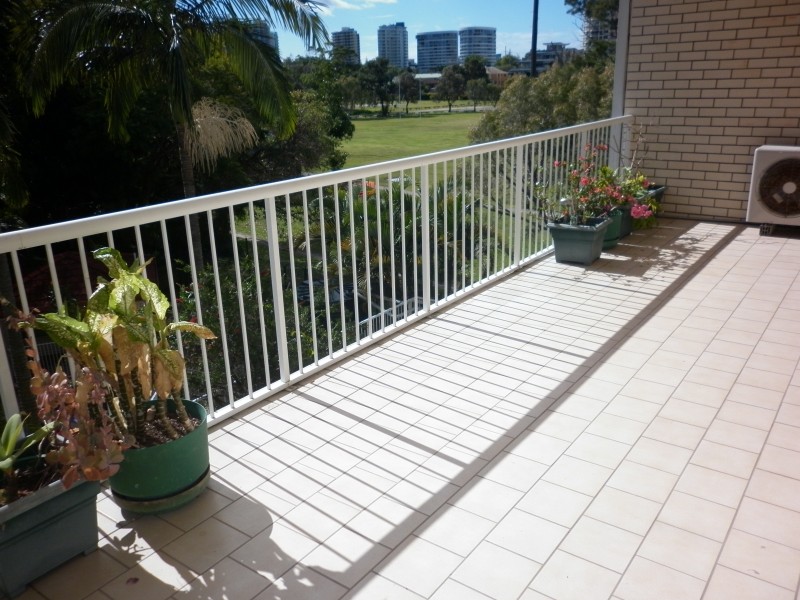 20/54-56 Dutton Street, Coolangatta QLD 4225