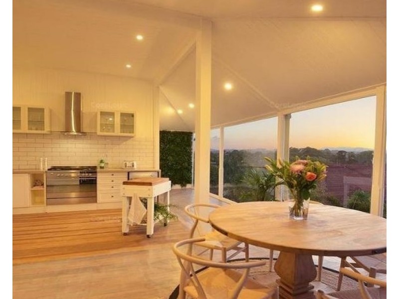 13 Rutledge Street, Kirra QLD 4225