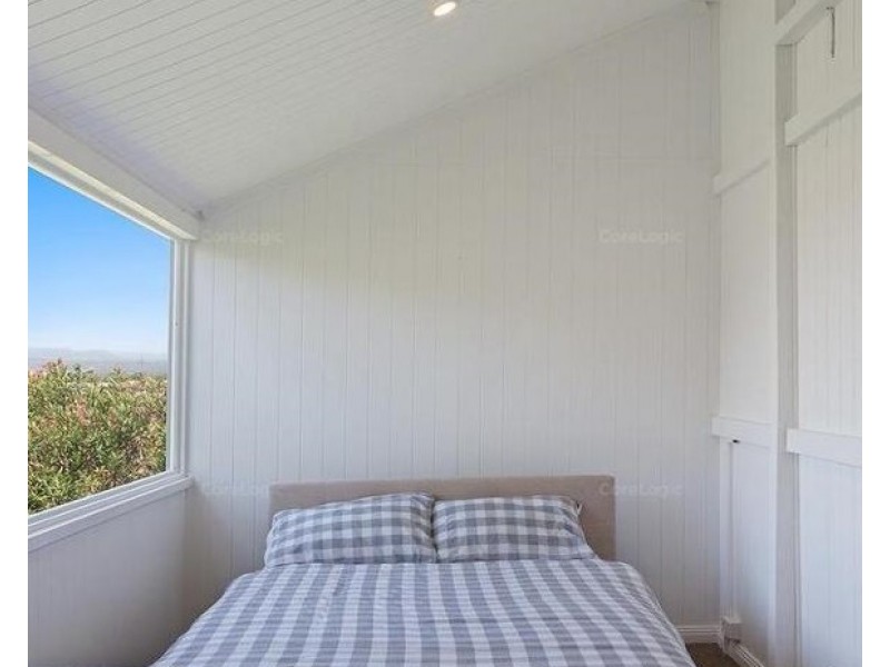 13 Rutledge Street, Kirra QLD 4225