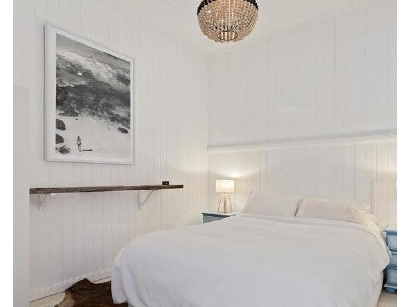 13 Rutledge Street, Kirra QLD 4225