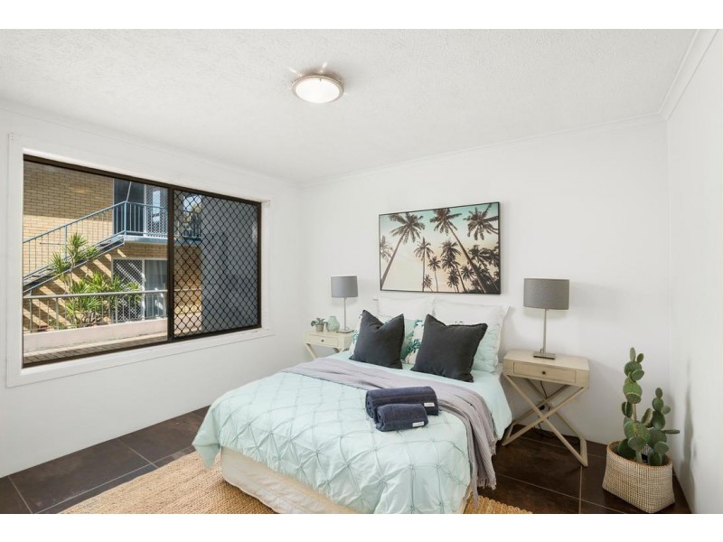 3/271 Golden Four Drive, Bilinga QLD 4225