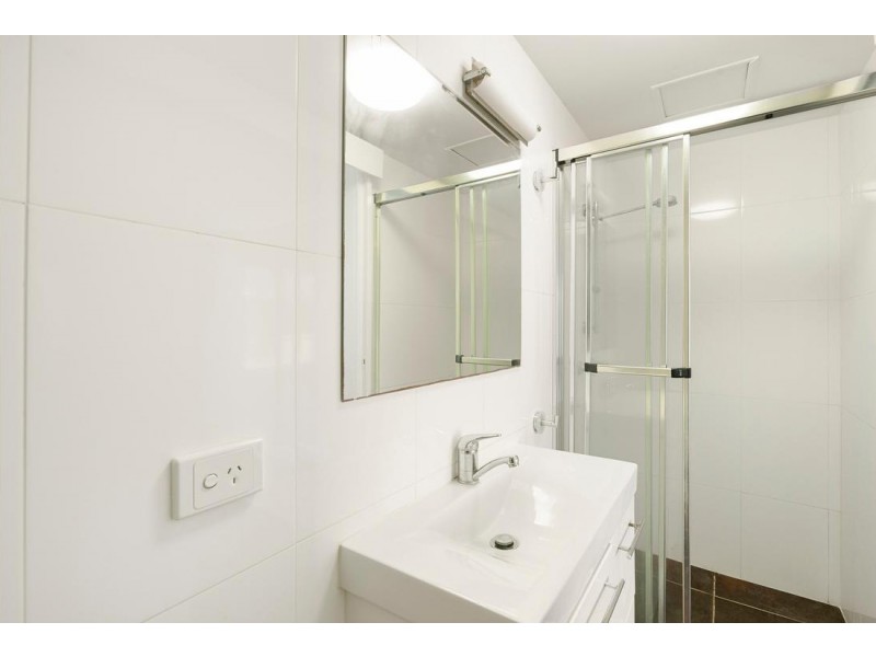 3/271 Golden Four Drive, Bilinga QLD 4225