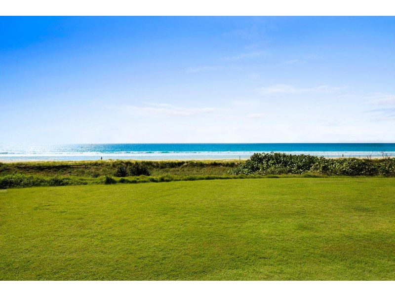 3/271 Golden Four Drive, Bilinga QLD 4225