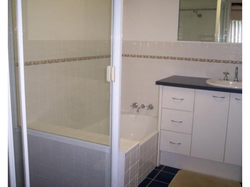 1/4 Banks Avenue, Tweed Heads NSW 2485