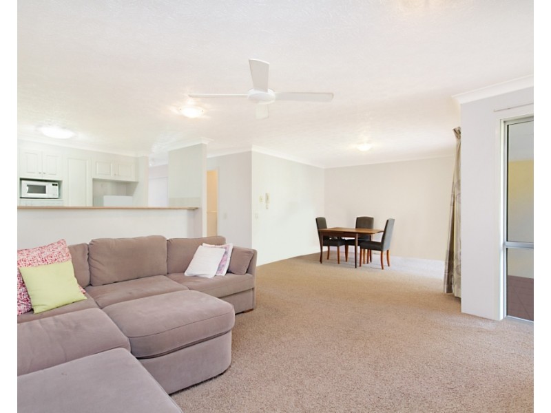 23/14 Douglas Street, Kirra QLD 4225