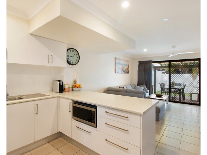 6/5-15 Galeen Drive, Burleigh Waters QLD 4220