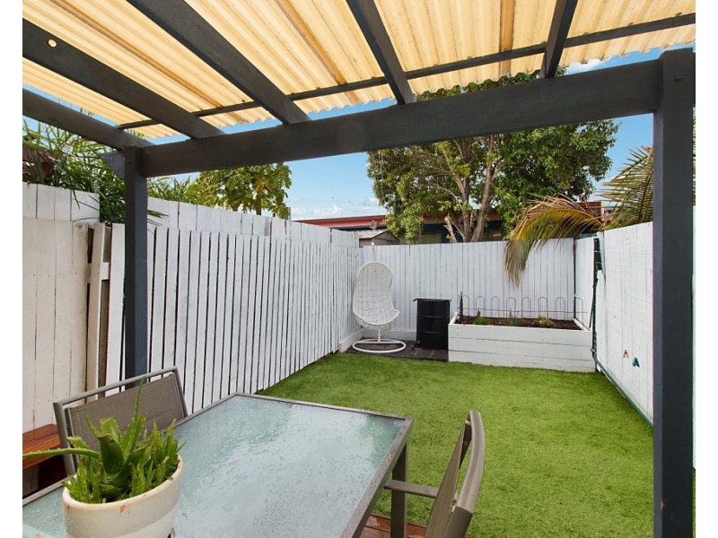 6/5-15 Galeen Drive, Burleigh Waters QLD 4220