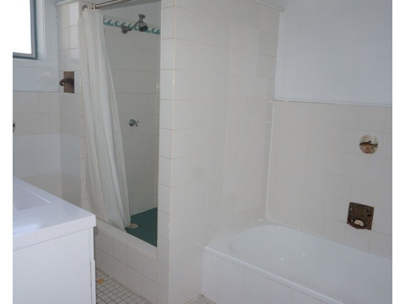 16 Winders Avenue, Tugun QLD 4224