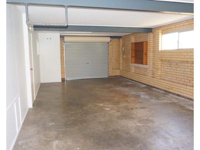 16 Winders Avenue, Tugun QLD 4224