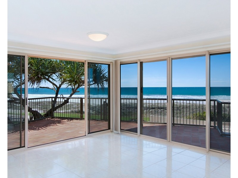 1/2 Surf Street, Bilinga QLD 4225