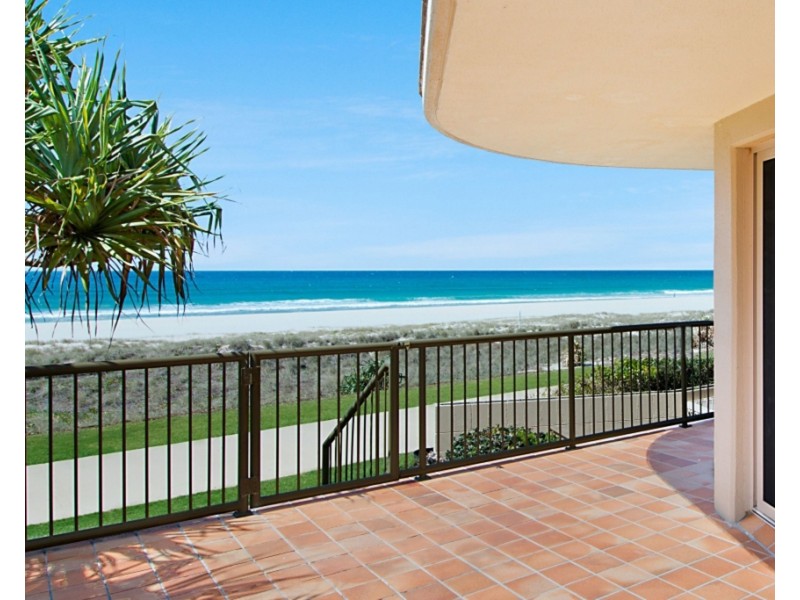 1/2 Surf Street, Bilinga QLD 4225