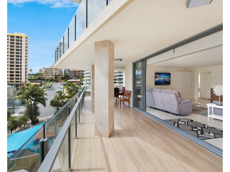 7/16-18 Eden Avenue, Rainbow Bay QLD 4225