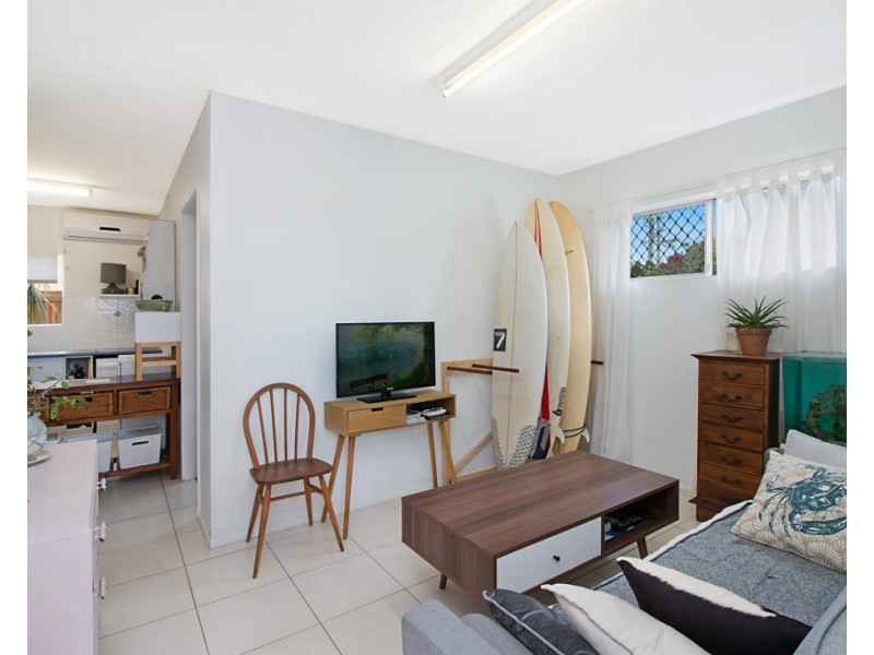 1/12 Coyne Street, Kirra QLD 4225