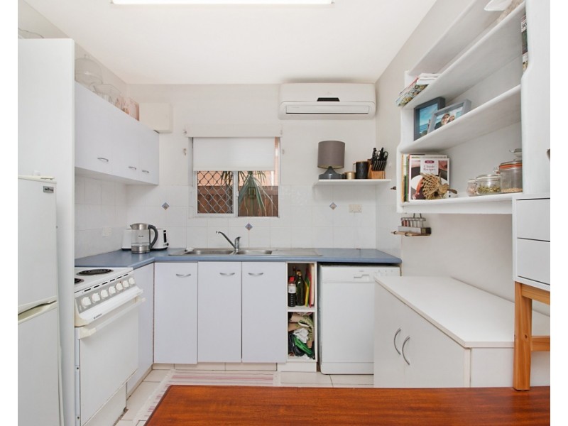 1/12 Coyne Street, Kirra QLD 4225