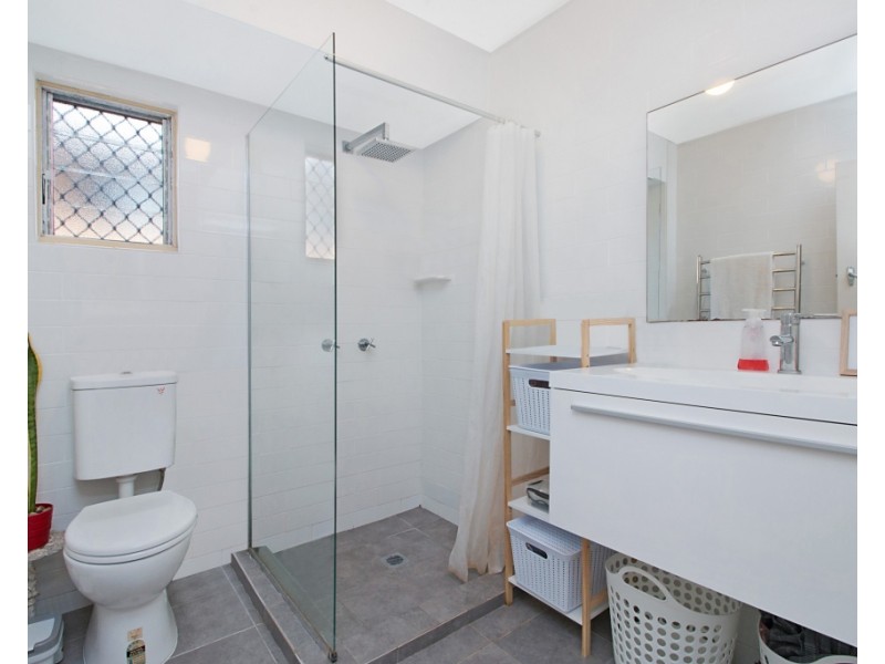 1/12 Coyne Street, Kirra QLD 4225