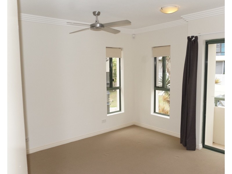 1/209 Jefferson Lane, Palm Beach QLD 4221