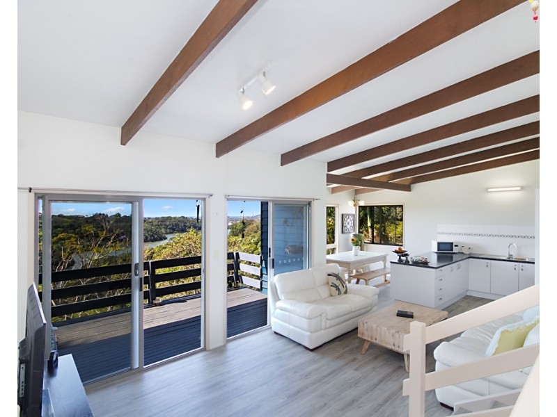 104 Peninsula Drive, Bilambil Heights NSW 2486