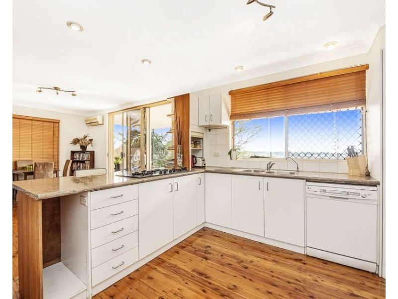 11 Elsie Street, Banora Point NSW 2486