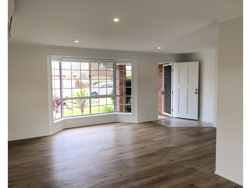 12 Vucas Court, Currumbin Waters QLD 4223