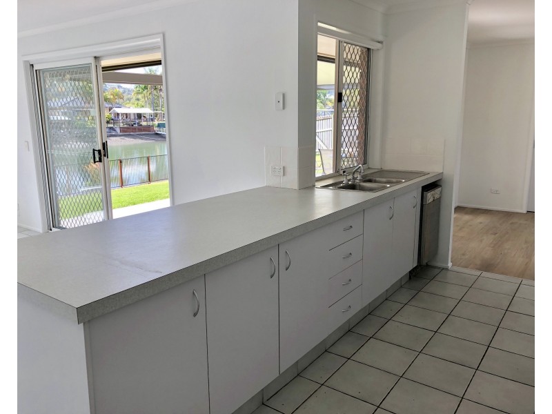 12 Vucas Court, Currumbin Waters QLD 4223