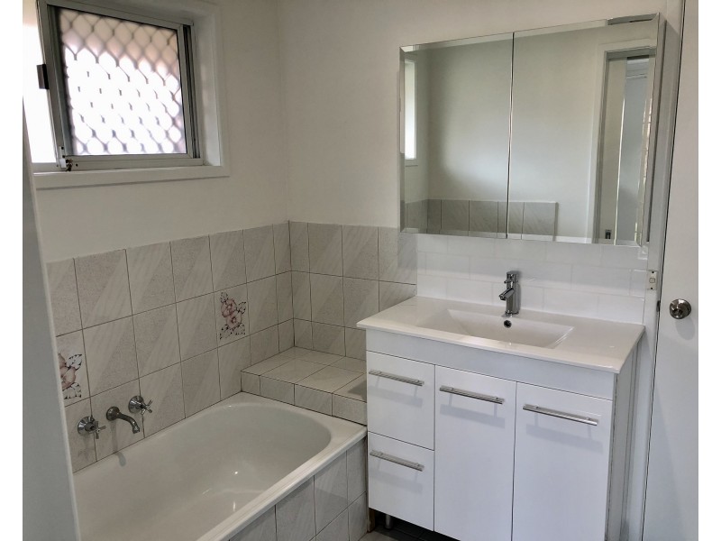 12 Vucas Court, Currumbin Waters QLD 4223