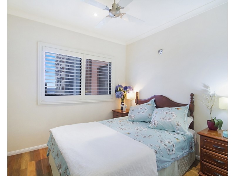 8/3 Johnston Street, Bilinga QLD 4225