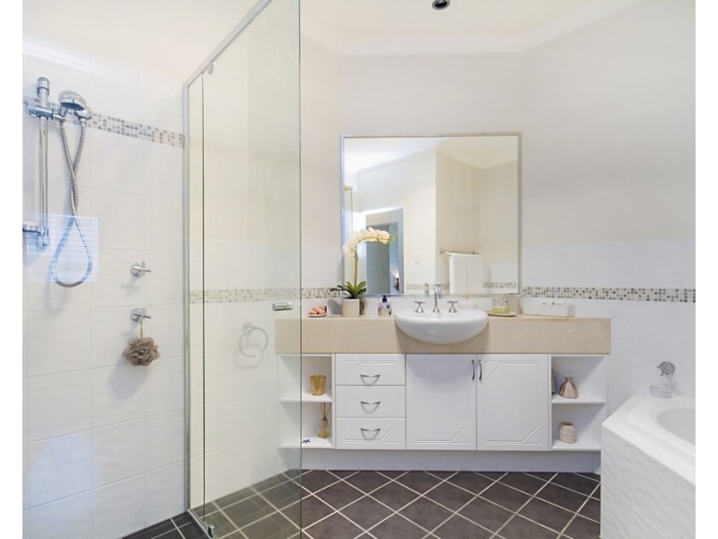 8/3 Johnston Street, Bilinga QLD 4225