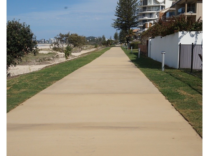 3/293 Golden Four Drive, Bilinga QLD 4225