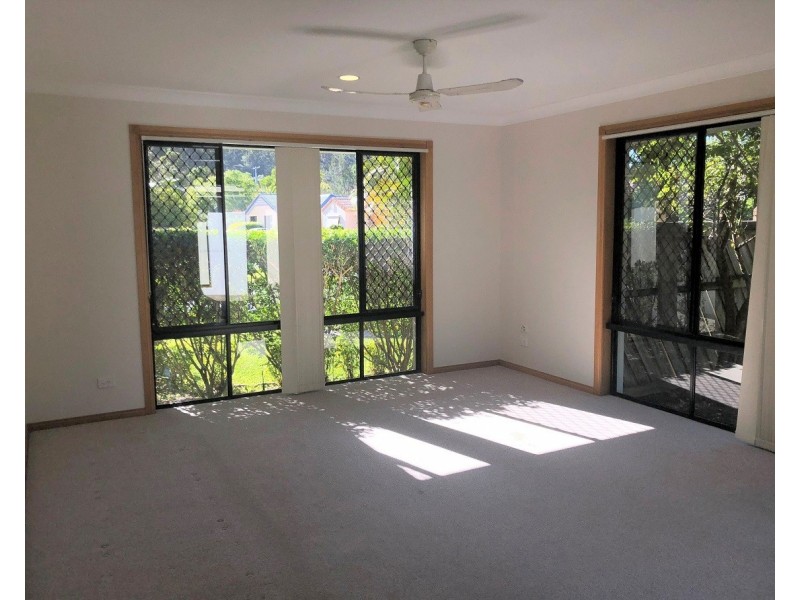 35 Keegan Circuit, Currumbin Waters QLD 4223