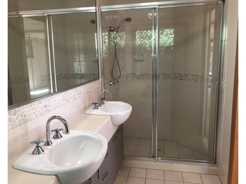 35 Keegan Circuit, Currumbin Waters QLD 4223