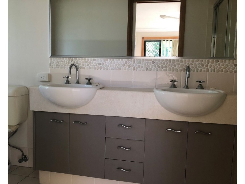 35 Keegan Circuit, Currumbin Waters QLD 4223