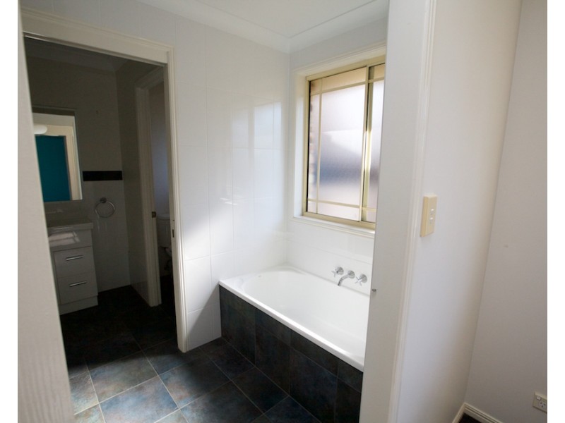 43 Tralee Drive, Banora Point NSW 2486