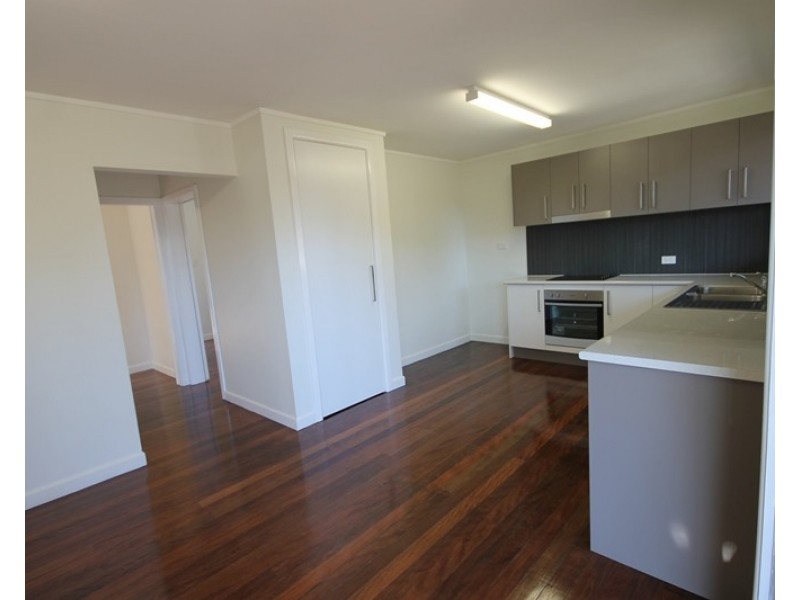 1/6 Twenty First Avenue (Cnr Gold Coast Hwy), Palm Beach QLD 4221