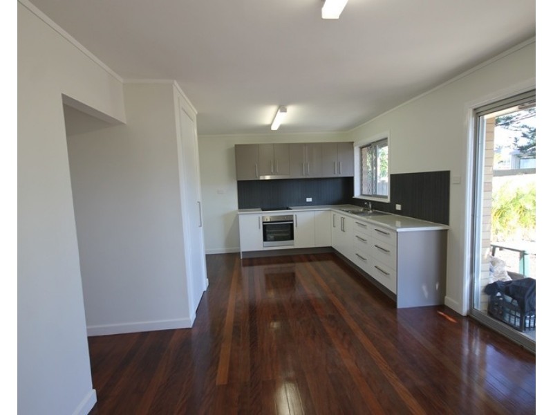 1/6 Twenty First Avenue (Cnr Gold Coast Hwy), Palm Beach QLD 4221