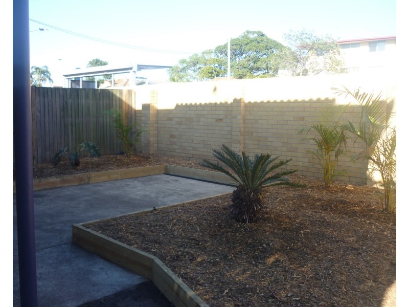 1/6 Twenty First Avenue (Cnr Gold Coast Hwy), Palm Beach QLD 4221