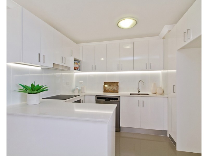 11/134 Pacific Parade, Bilinga QLD 4225