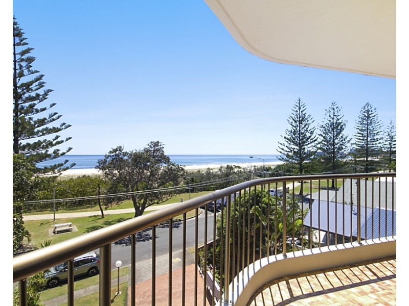 11/134 Pacific Parade, Bilinga QLD 4225