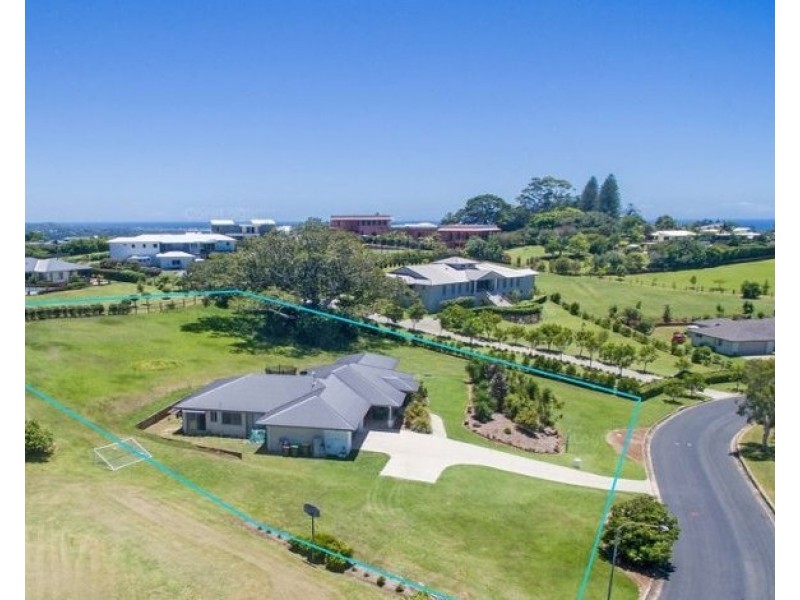 22 Sunnycrest Drive, Terranora NSW 2486