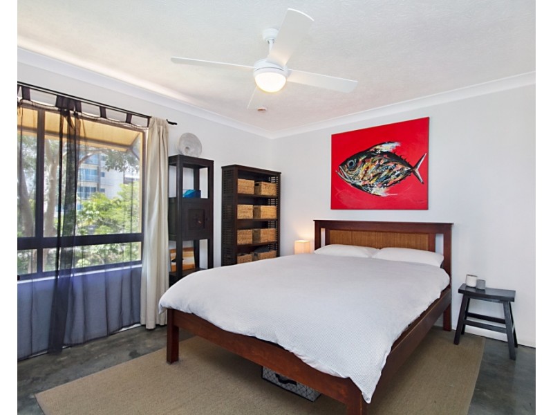 6/6 Rutledge Street, Coolangatta QLD 4225